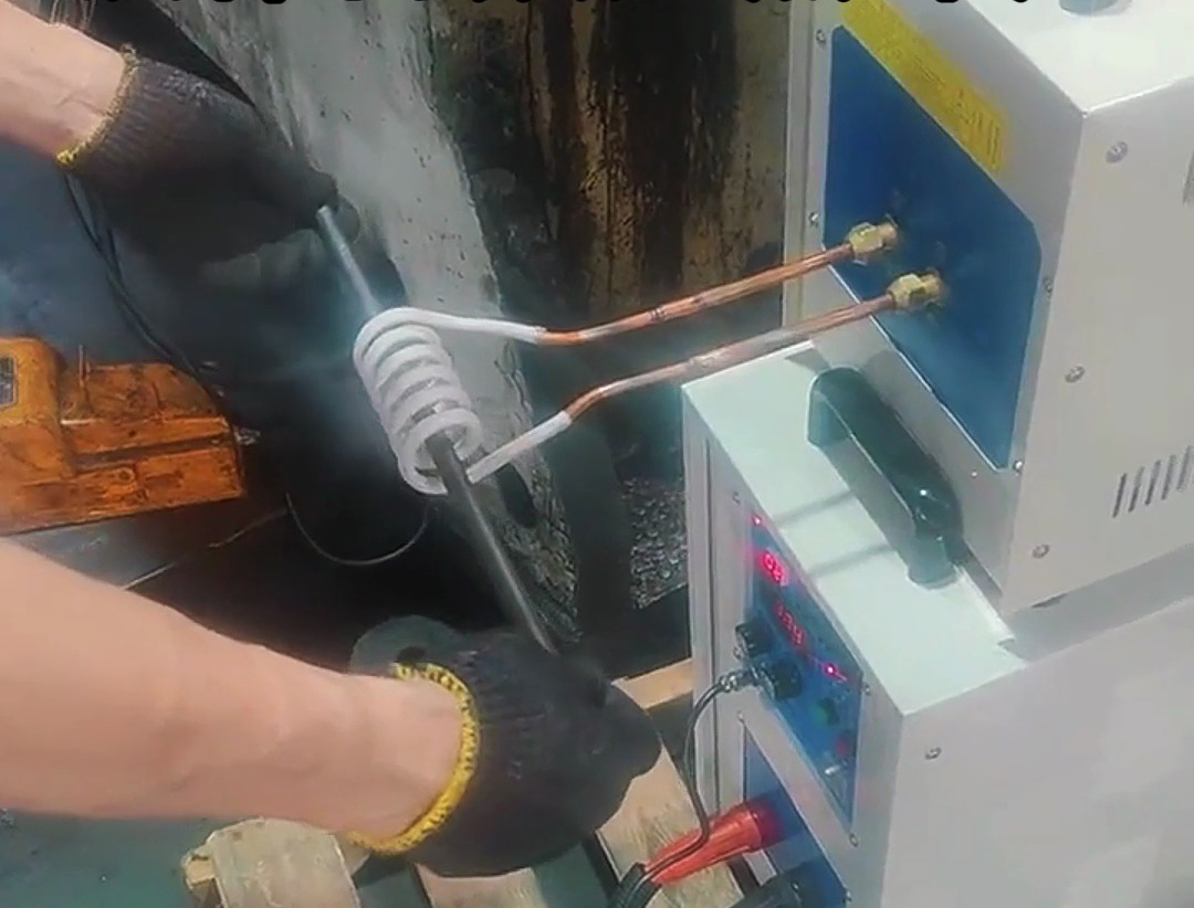 海拓高頻加熱機賦能鐵棒加工：高效成型的關(guān)鍵環(huán)節(jié)