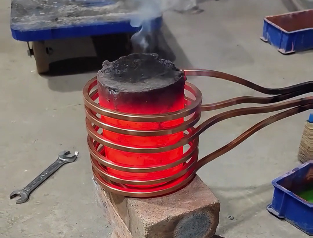 大型鋼棒加熱難題？超音頻感應(yīng)加熱設(shè)備成行業(yè)更優(yōu)解