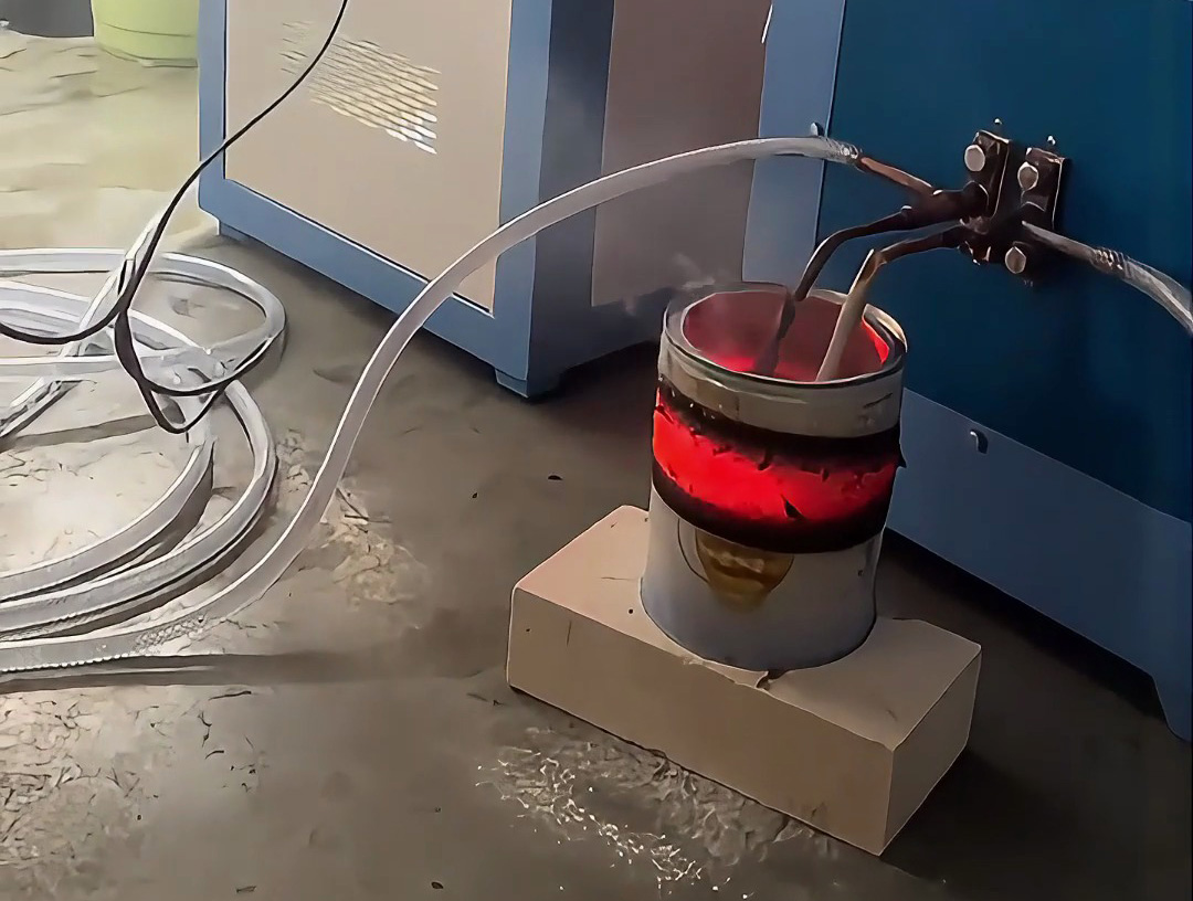 超音頻加熱設(shè)備實測，快速加熱效果驚人，感受一下感應(yīng)加熱速度