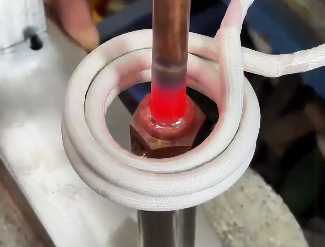 3分鐘看懂銅件高頻焊接，高頻焊機(jī)速度與安全并存