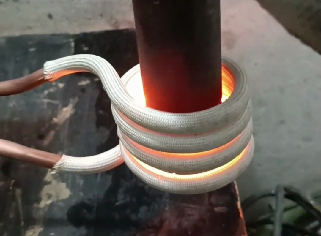 揭秘高頻感應(yīng)加熱棒料的3大優(yōu)勢(shì)，工廠效率翻倍不是夢(mèng)