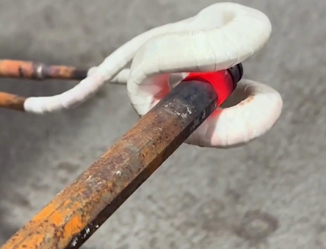 054F010167760A19662C2813ACE63821.jpg 054F010167760A19662C2813ACE63821.jpg